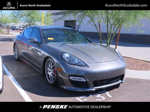 1 image of 2013 Porsche Panamera GTS