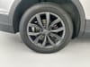 31 thumbnail image of  2023 Volkswagen Tiguan 2.0T SE