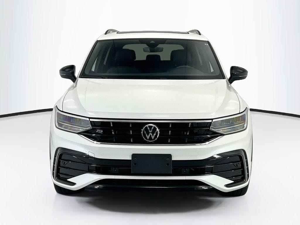 3VVCB7AX1RM160413
