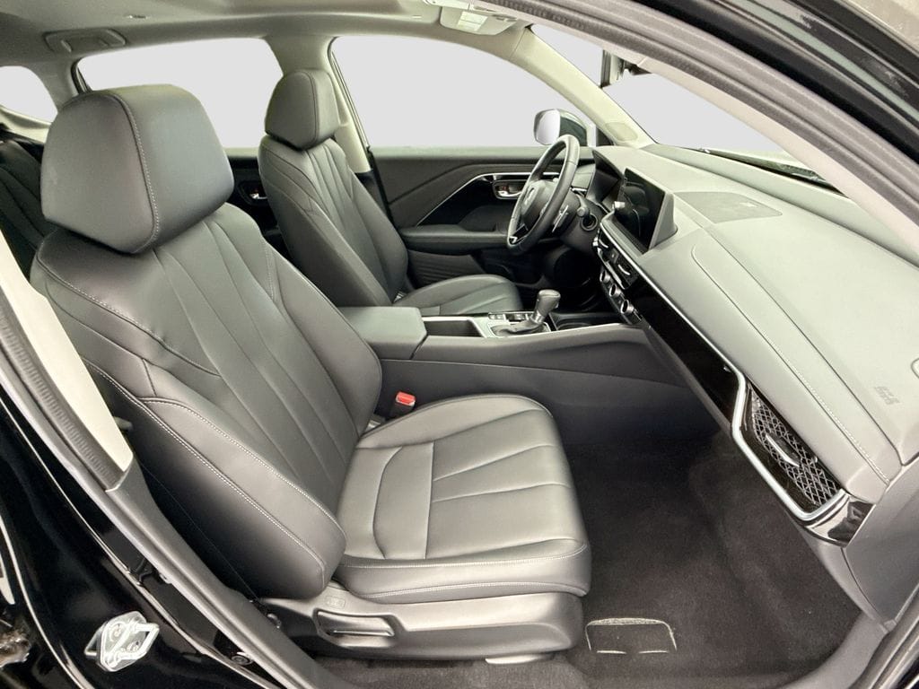 2025 Acura ADX Base - Photo 18