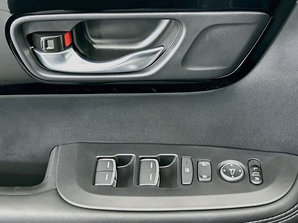 2025 Acura ADX Base - Photo 21
