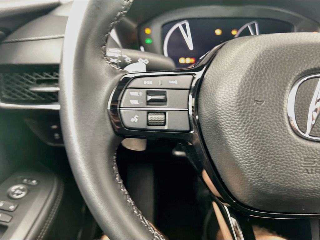 2025 Acura ADX Base - Photo 11