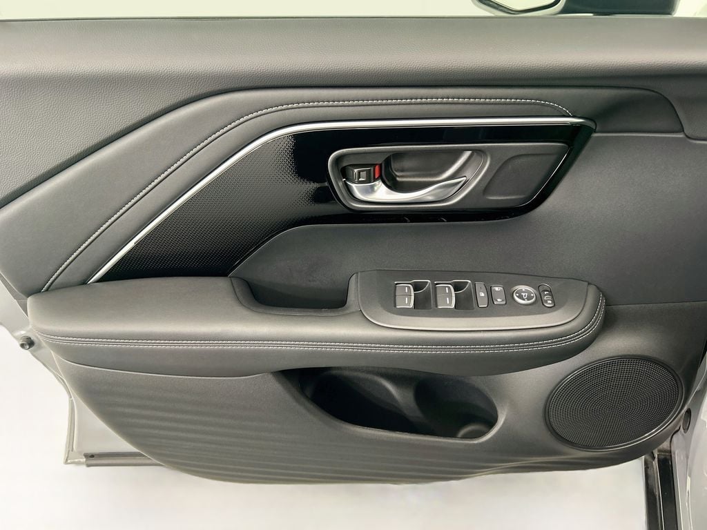 2025 Acura ADX Base - Photo 22