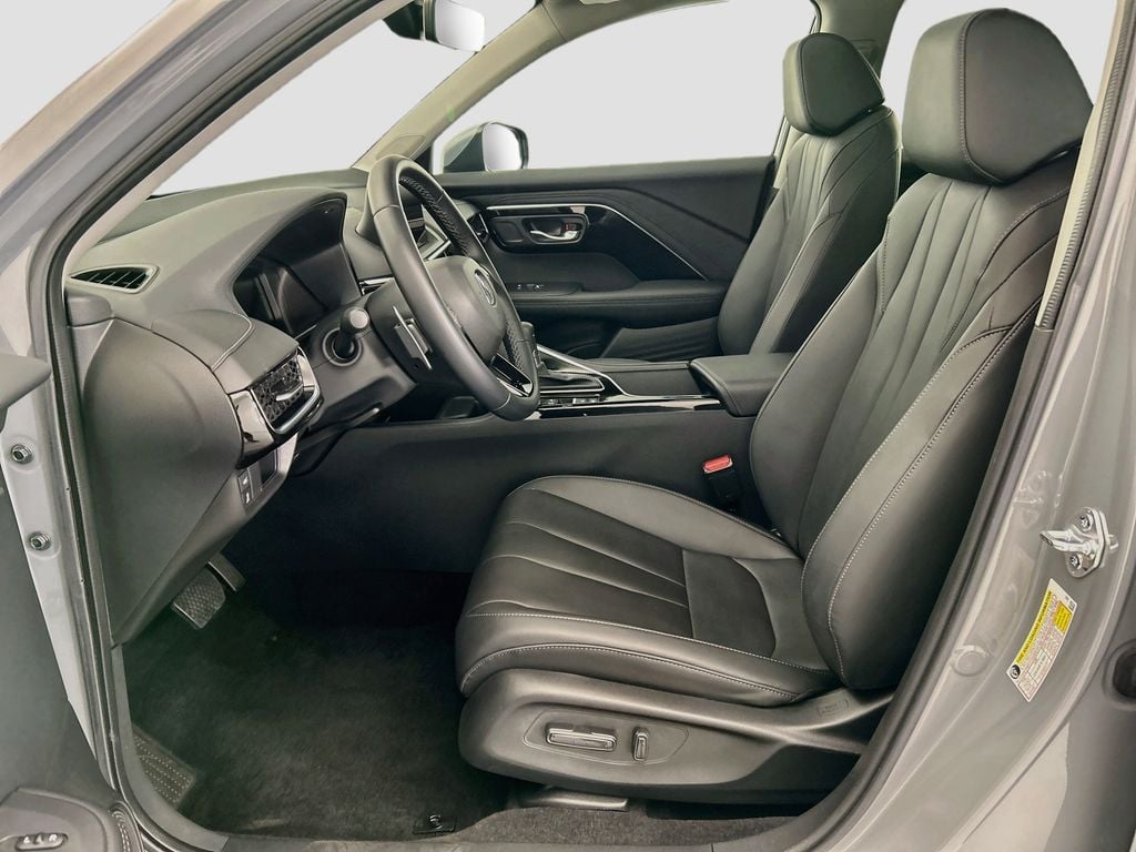 2025 Acura ADX Base - Photo 17
