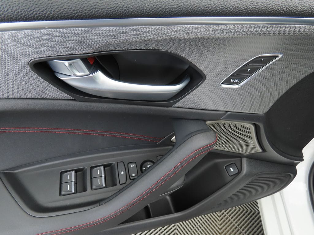 2025 Acura TLX A-SPEC Package - Photo 24