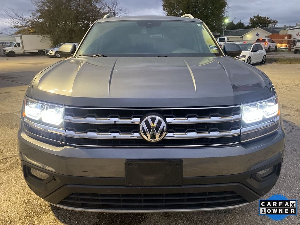 Used 2019 Volkswagen Atlas SE R-Line w/Tech with VIN 1V2WR2CA2KC613592 for sale in Austin, TX