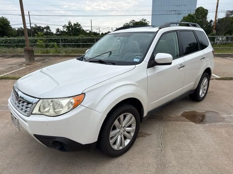 1 image of 2012 Subaru Forester 2.5X