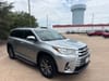 3 thumbnail image of  2017 Toyota Highlander XLE