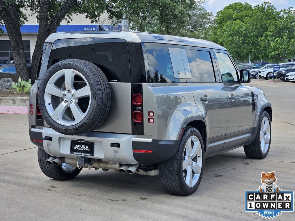 2024 Land Rover Defender SE - Photo 6