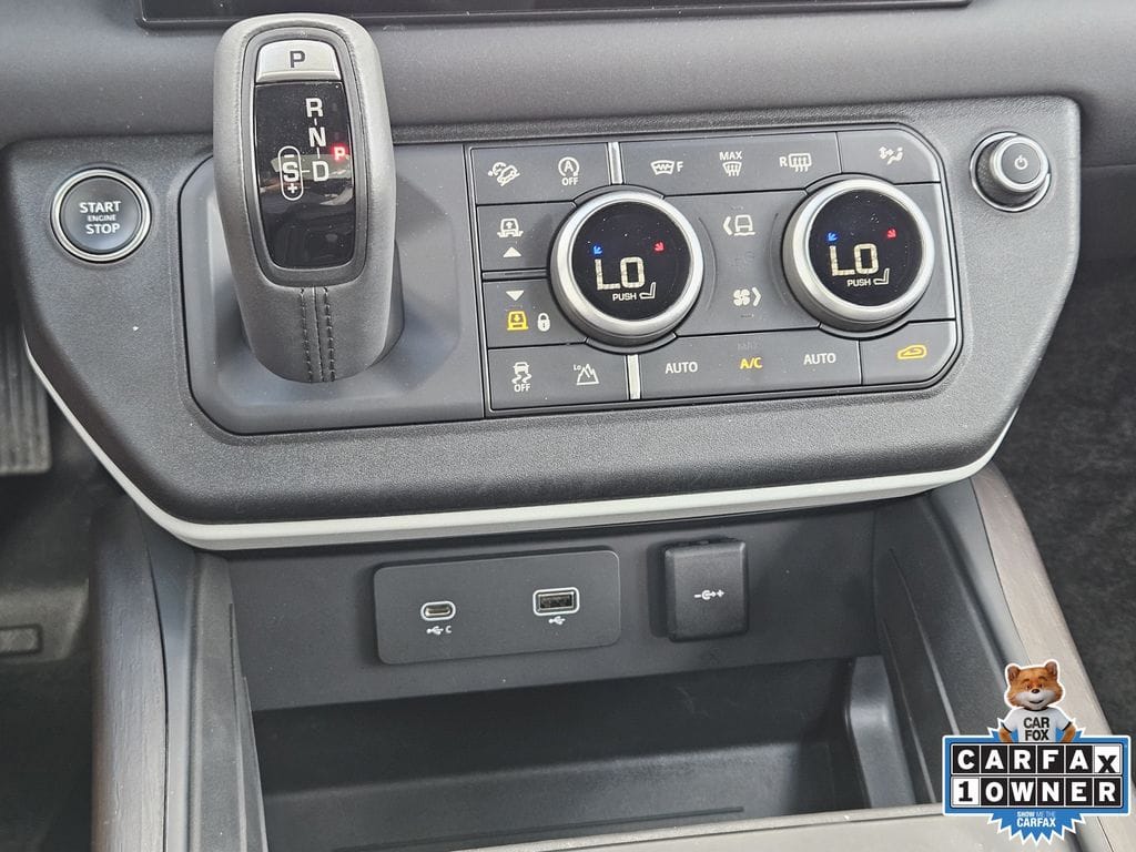 2024 Land Rover Defender SE - Photo 20