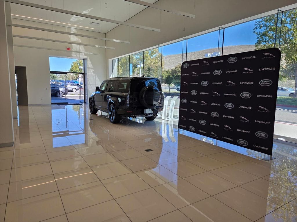 2024 Land Rover Defender SE - Photo 44