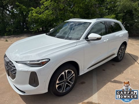 1 image of 2025 Audi Q5 2.0T Premium Plus