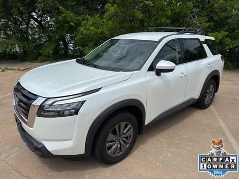 1 image of 2025 Nissan Pathfinder SV