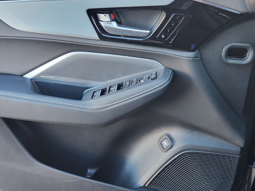 2026 Acura MDX Technology Package - Photo 22