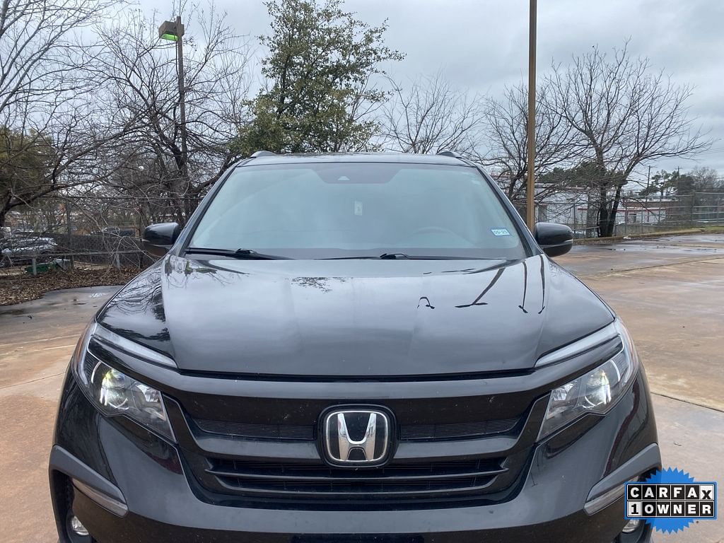 Used 2022 Honda Pilot SE with VIN 5FNYF5H2XNB024027 for sale in Austin, TX