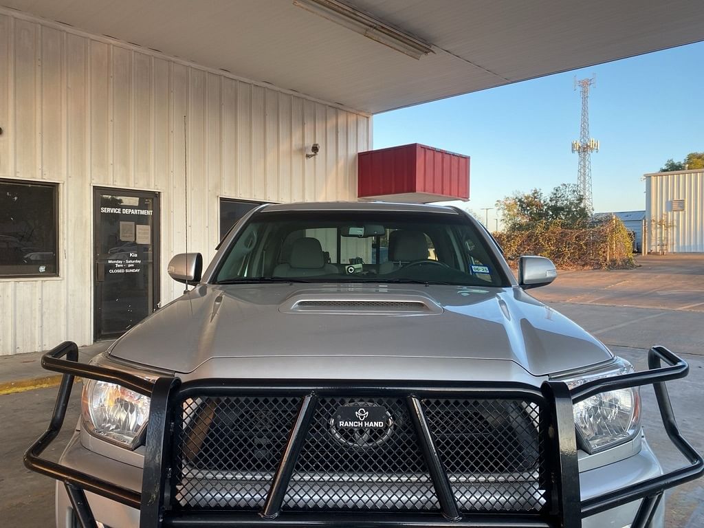 Used 2013 Toyota Tacoma PreRunner with VIN 5TFTU4GNXDX034485 for sale in Austin, TX