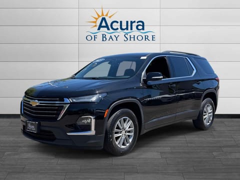 1 image of 2023 Chevrolet Traverse LT Cloth