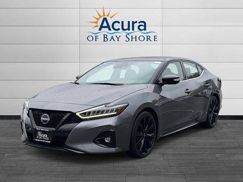 1 image of 2023 Nissan Maxima SR