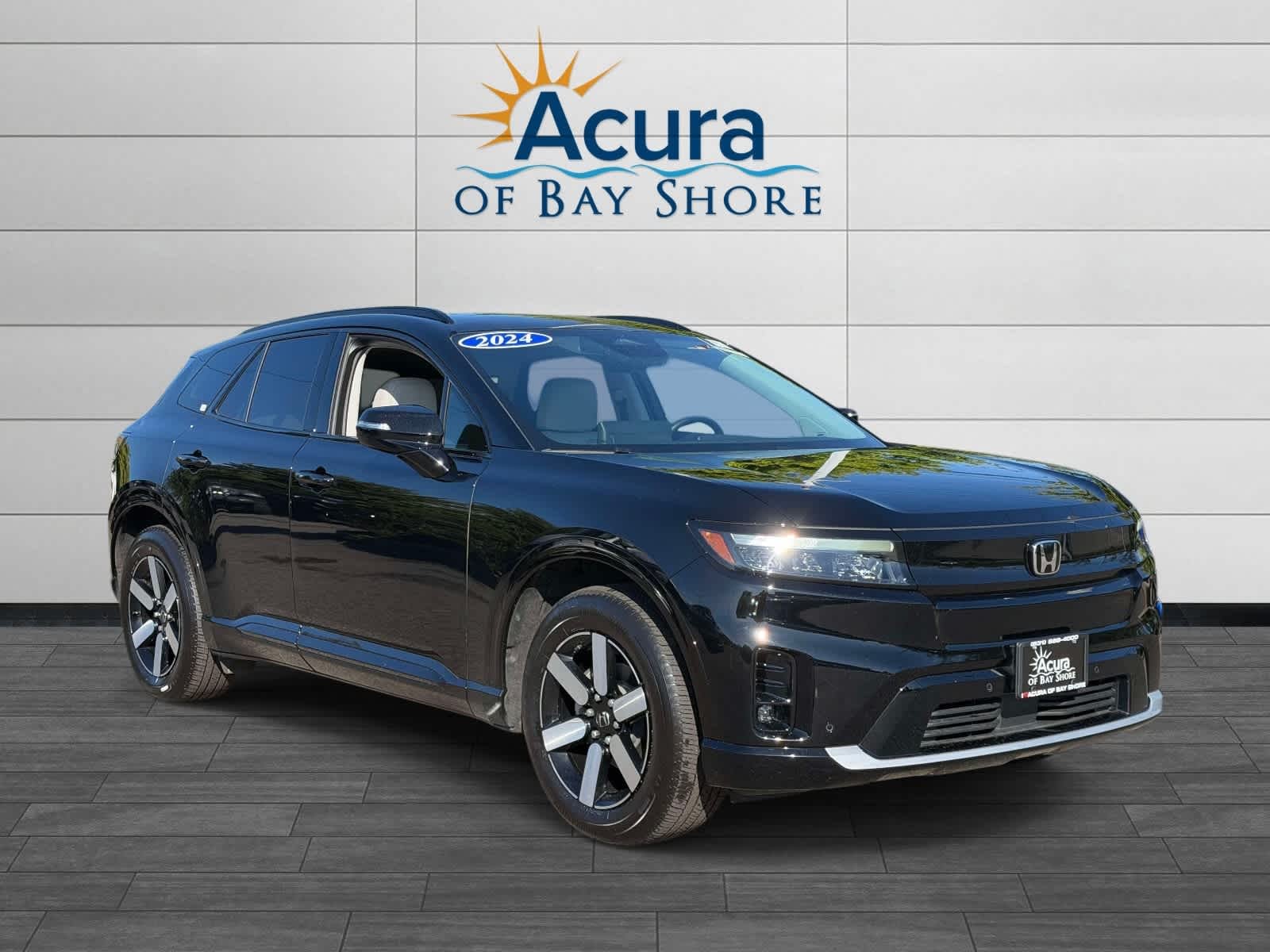 Used 2024 Honda Prologue Touring with VIN 3GPKHXRJ1RS512036 for sale in Bay Shore, NY