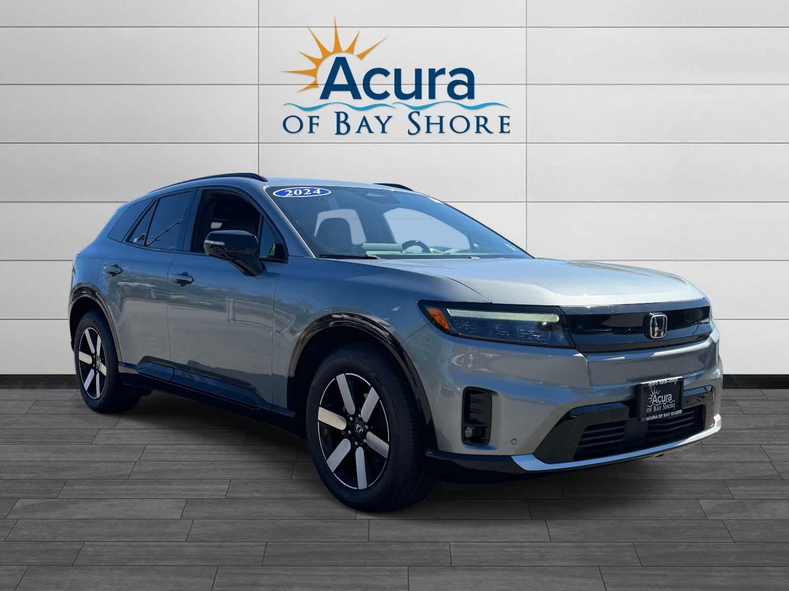 Used 2024 Honda Prologue Touring with VIN 3GPKHXRJ1RS504387 for sale in Bay Shore, NY