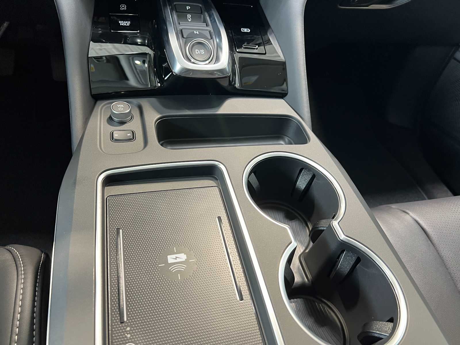 2026 Acura MDX Technology Package - Photo 24