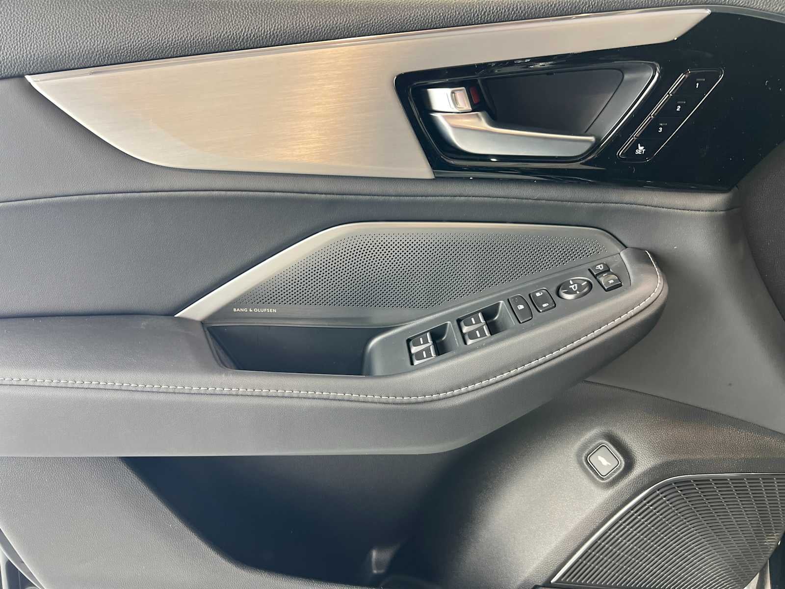 2026 Acura MDX Technology Package - Photo 16