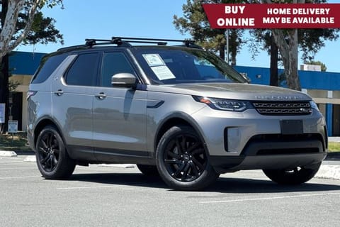 1 image of 2020 Land Rover Discovery SE