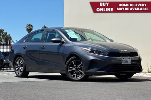 1 image of 2023 Kia Forte LXS