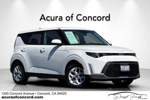 1 image of 2023 Kia Soul LX