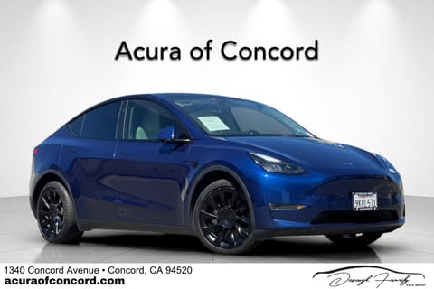 1 image of 2023 Tesla Model Y Long Range