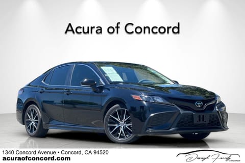 1 image of 2023 Toyota Camry SE