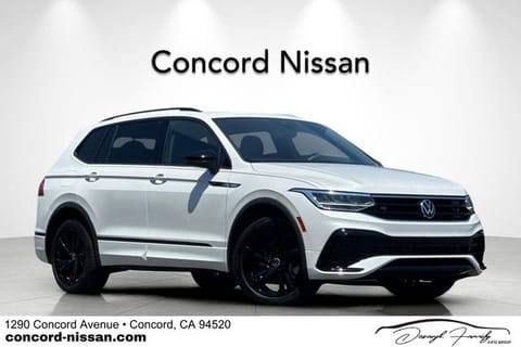1 image of 2023 Volkswagen Tiguan 2.0T SE R-Line Black
