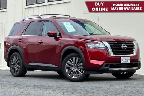 1 image of 2024 Nissan Pathfinder SL