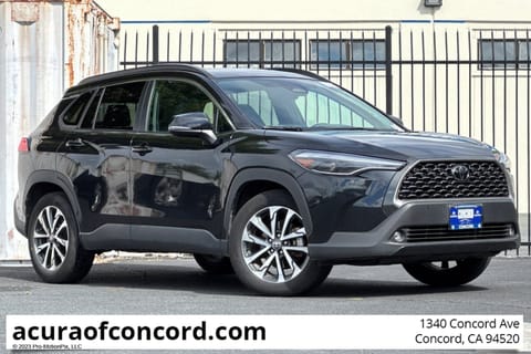 1 image of 2024 Toyota Corolla Cross XLE