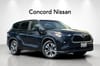 2 thumbnail image of  2024 Toyota Highlander XLE