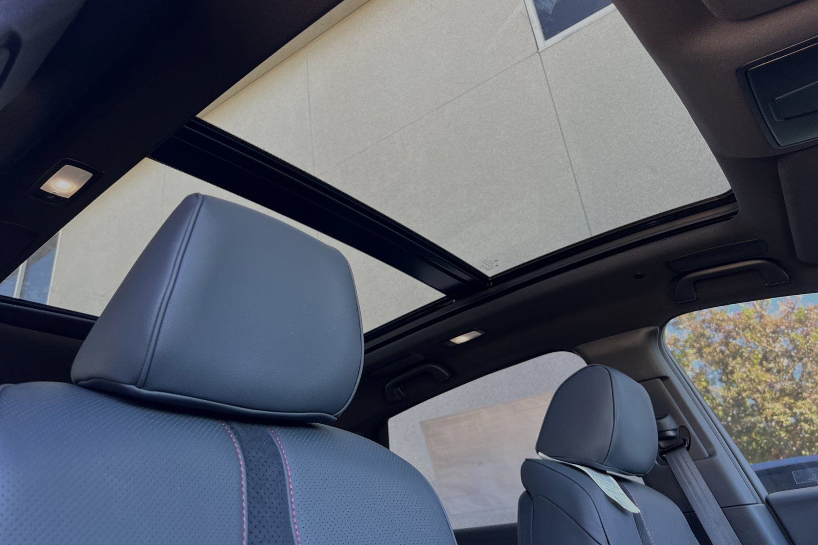 2025 Acura RDX A-Spec Package - Photo 19