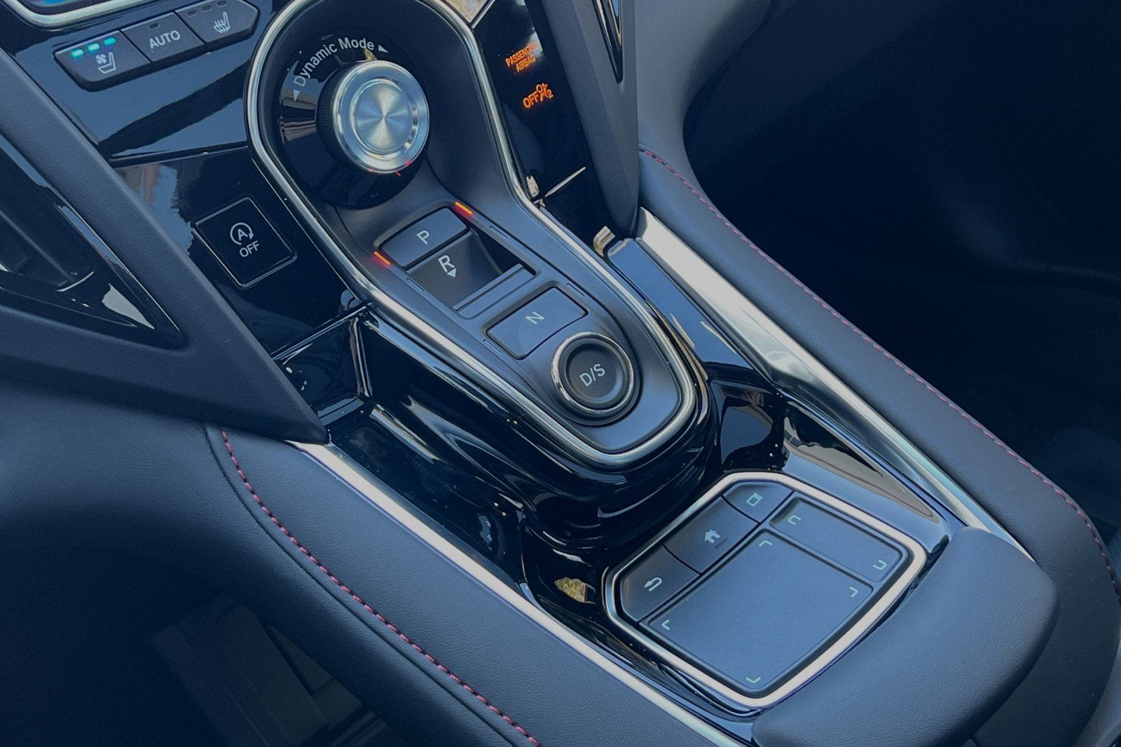 2025 Acura RDX A-Spec Package - Photo 26