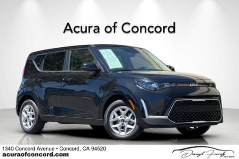 1 image of 2025 Kia Soul LX