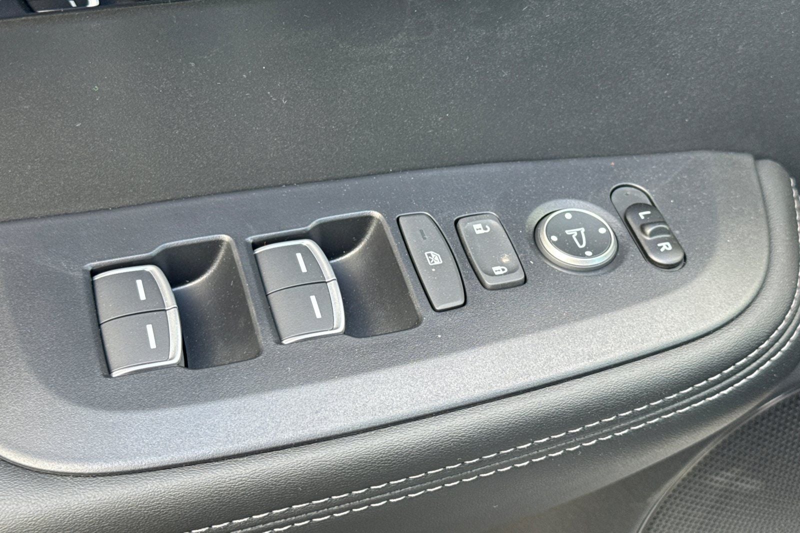 2026 Acura ADX Base - Photo 14