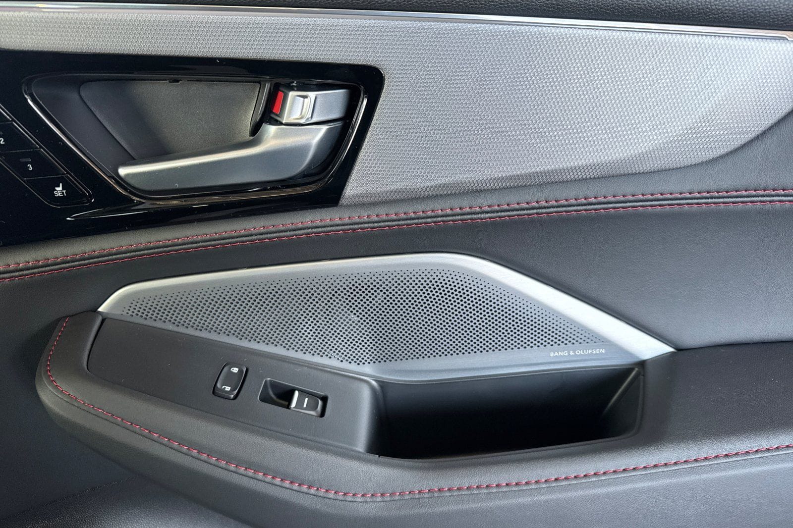2026 Acura MDX A-Spec Package - Photo 19