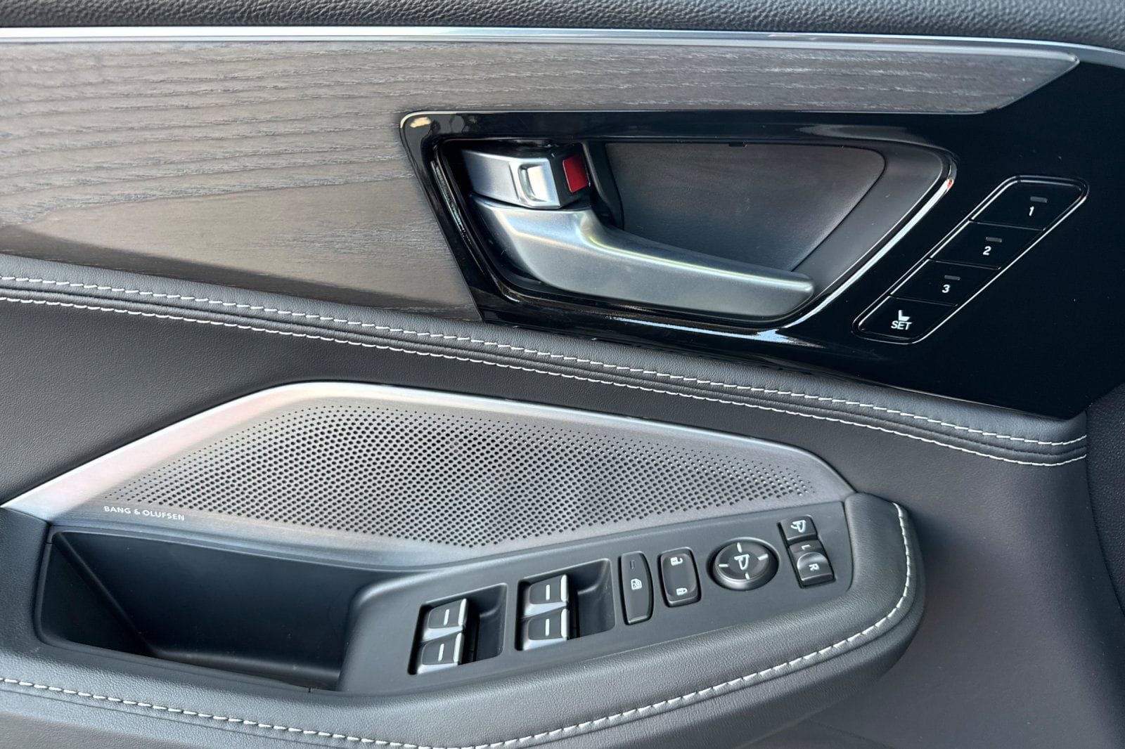 2026 Acura MDX Advance Package - Photo 11