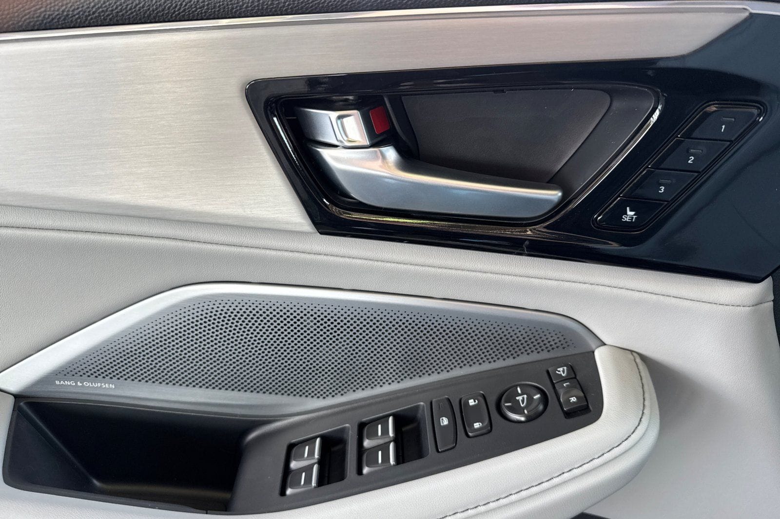 2026 Acura MDX Technology Package - Photo 6