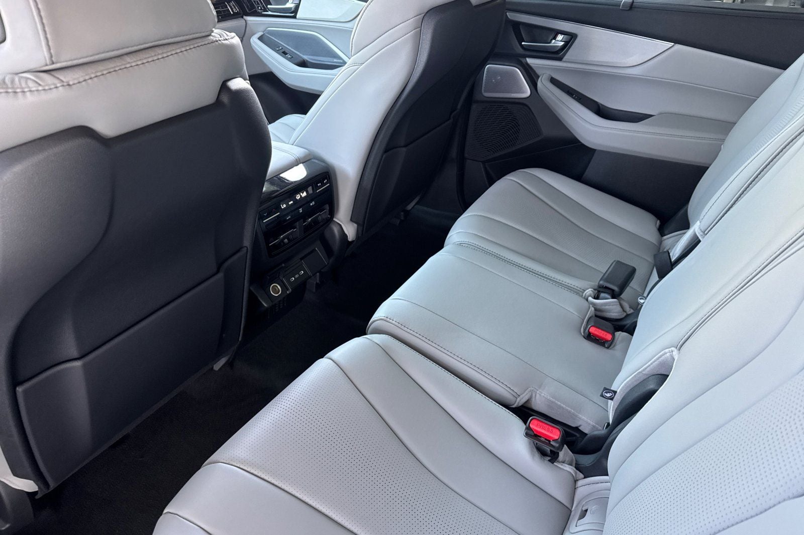 2026 Acura MDX Technology Package - Photo 8