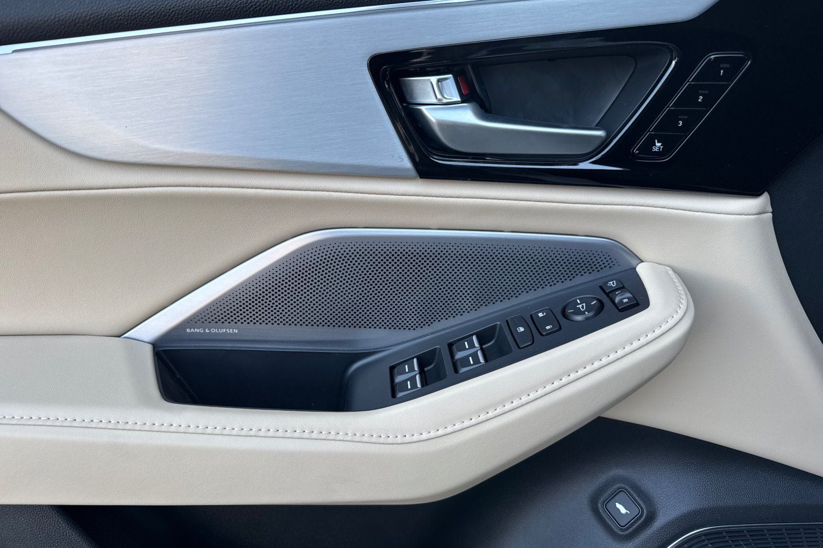 2026 Acura MDX Technology Package - Photo 11