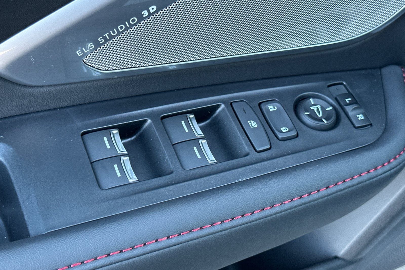 2026 Acura RDX A-Spec Package - Photo 12