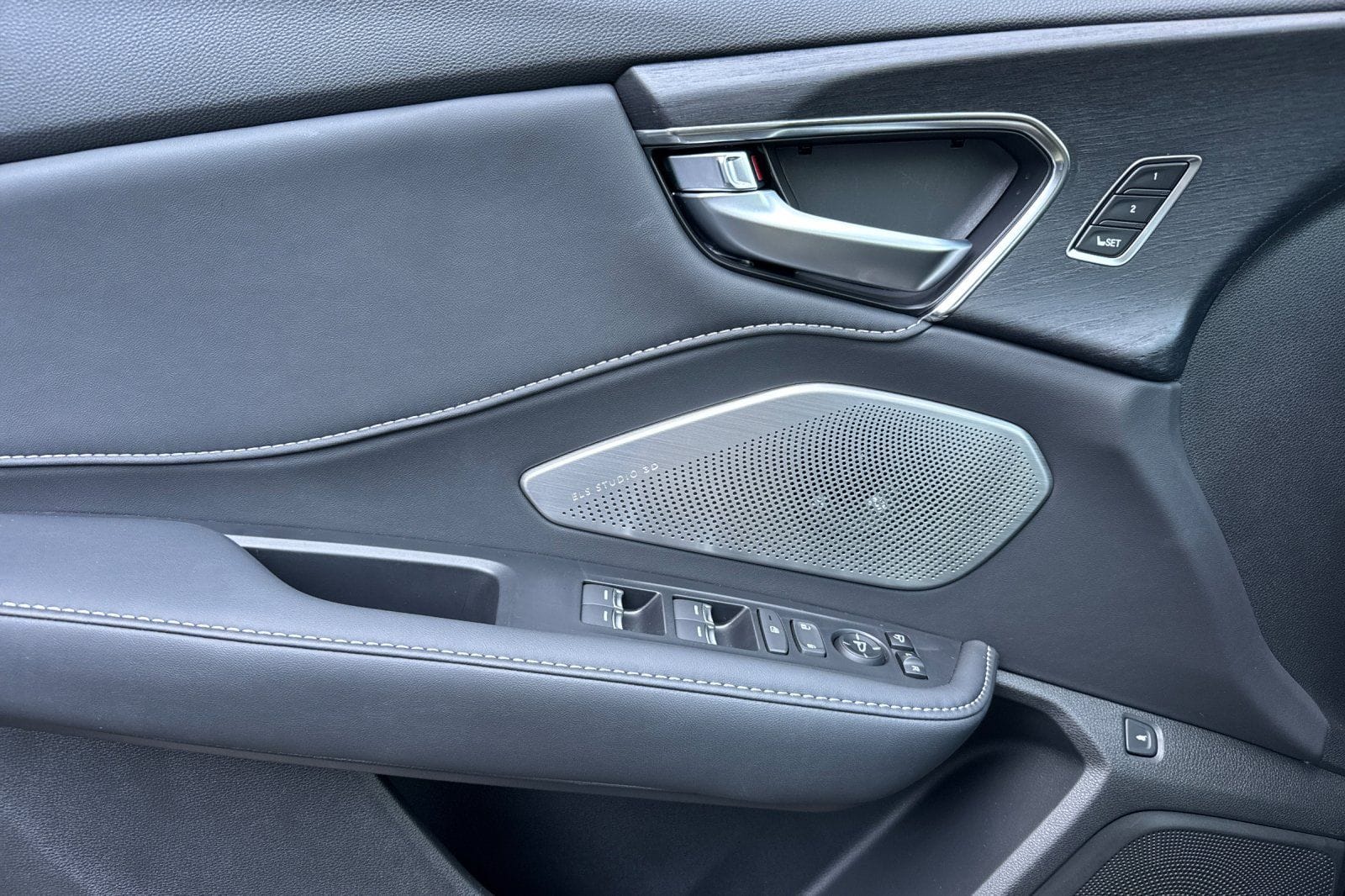2026 Acura RDX Advance Package - Photo 11