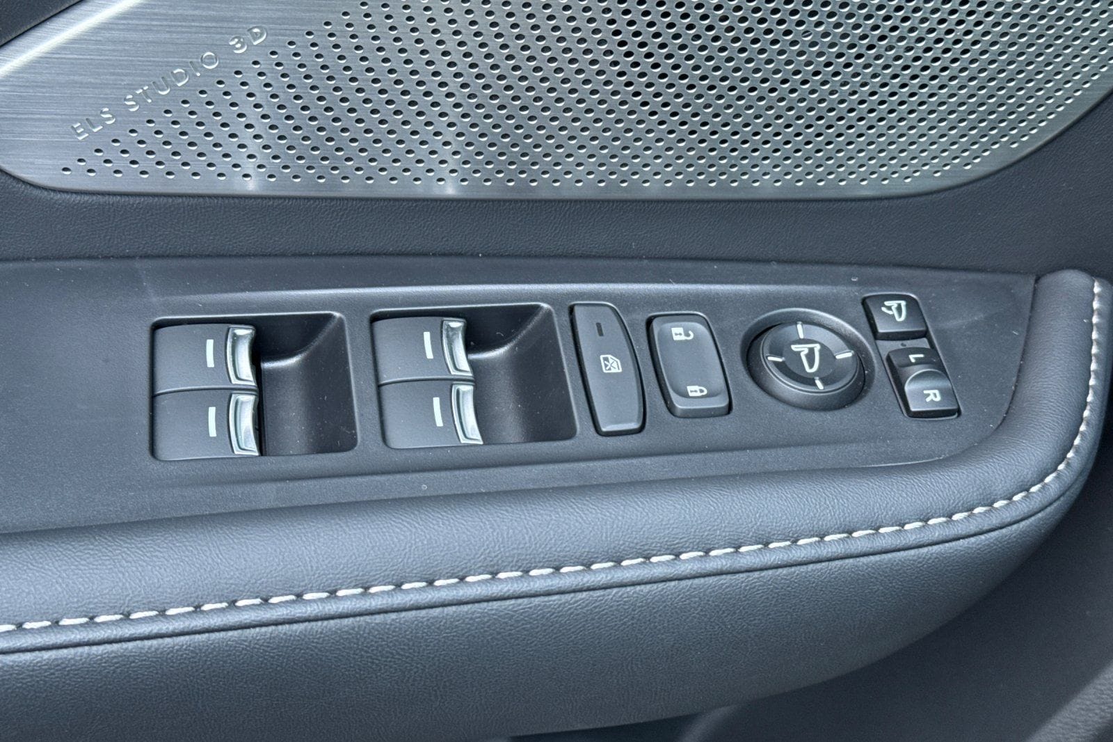 2026 Acura RDX Advance Package - Photo 12