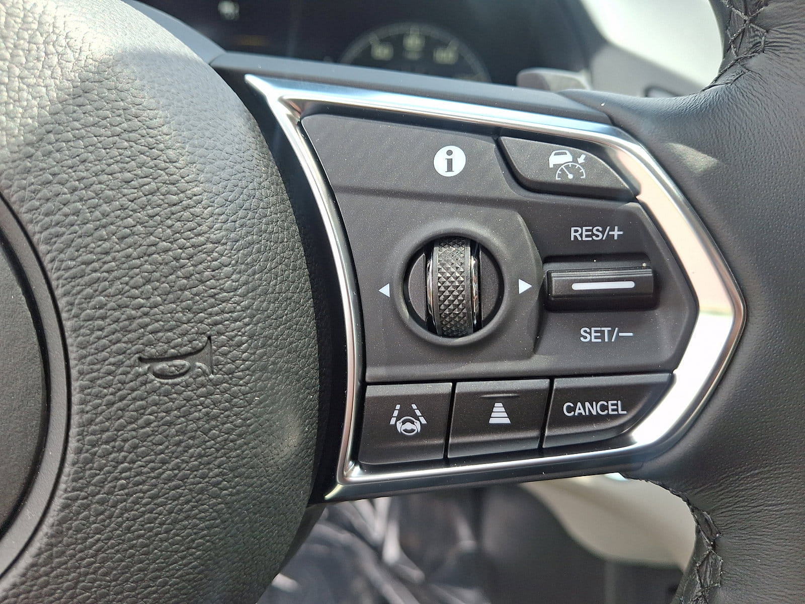 2026 Acura RDX Technology Package - Photo 17