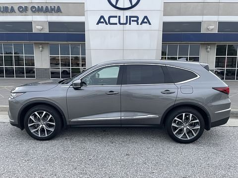 1 image of 2024 Acura MDX w/Technology Package