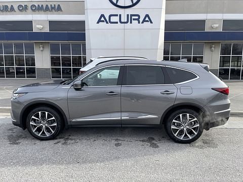 1 image of 2024 Acura MDX w/Technology Package